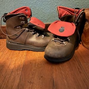 Simms Fly Fishing boots Sz 9